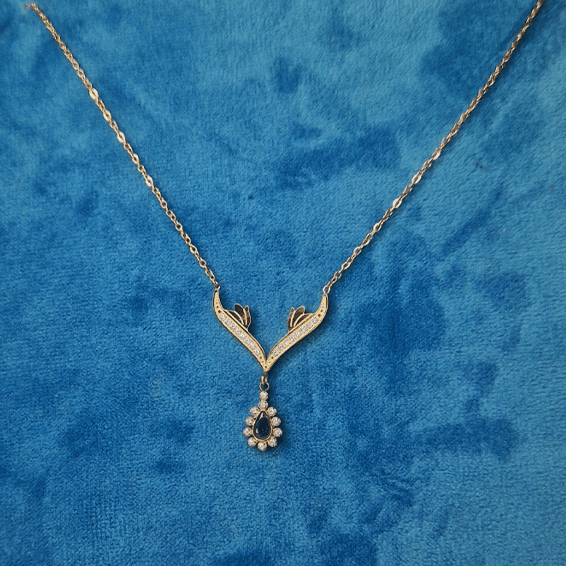 CAWNIfashion - Emerald Teardrop - CAWNIfashion