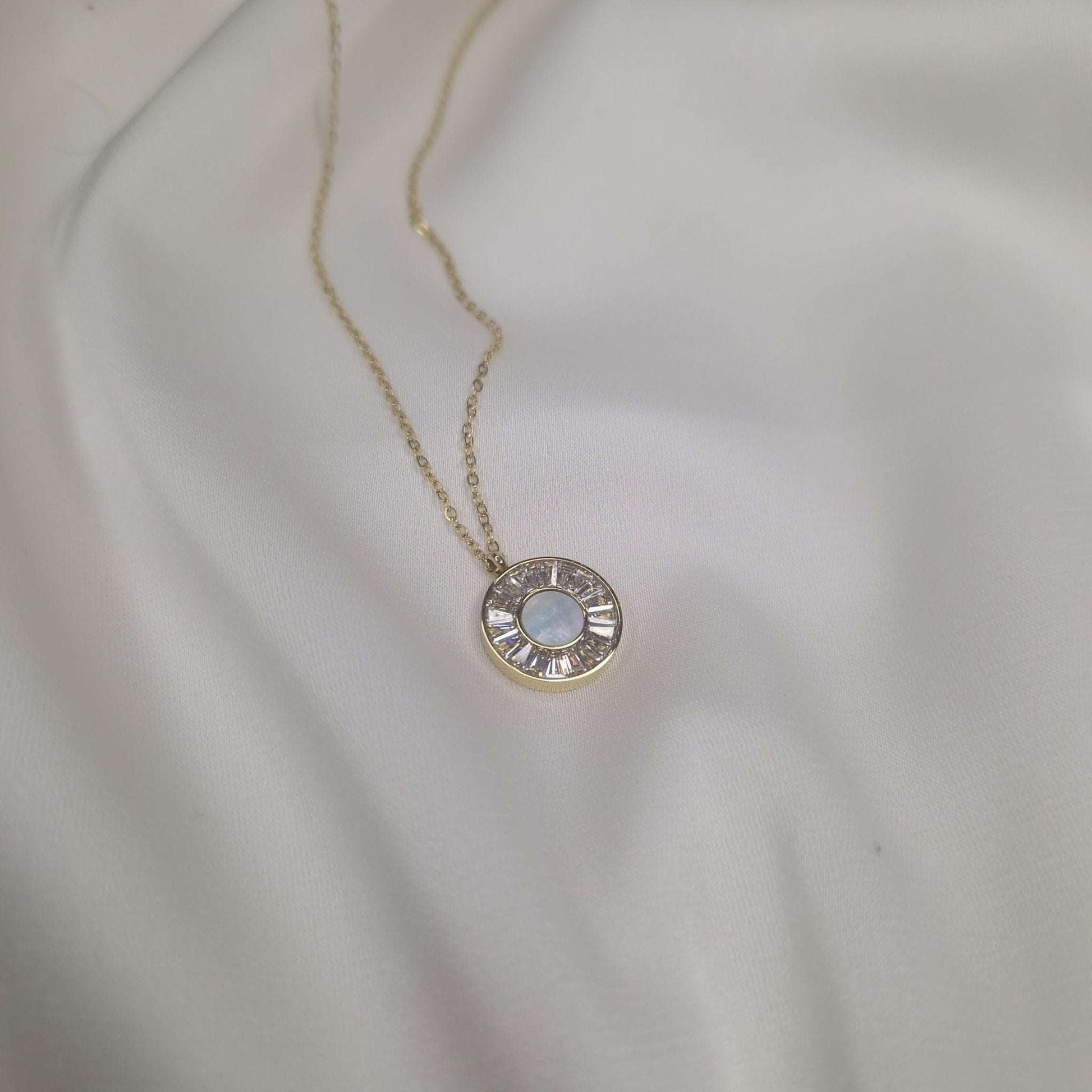 CAWNIfashion - golden moon - CAWNIfashion