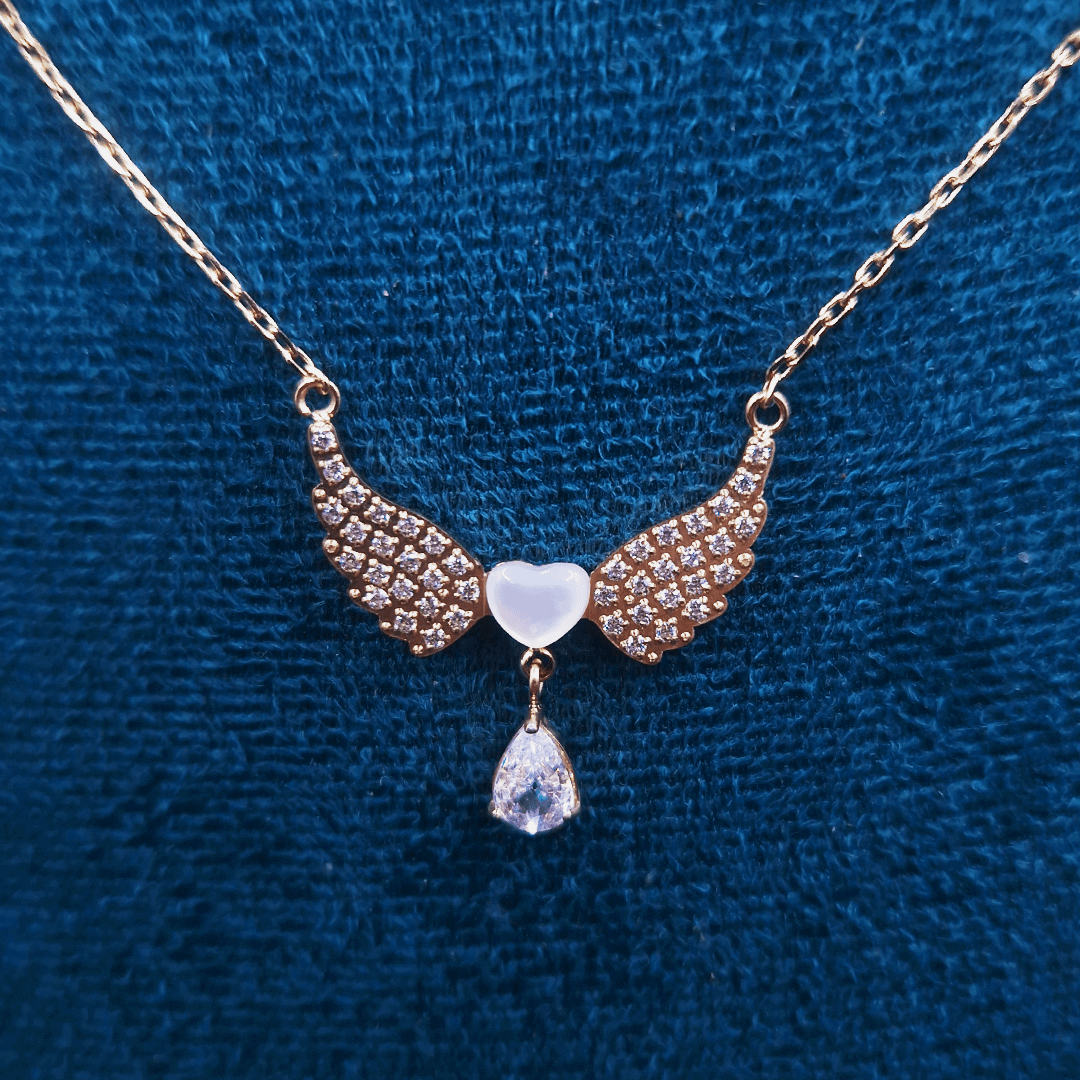 CAWNIfashion - Heart v2 - CAWNIfashion