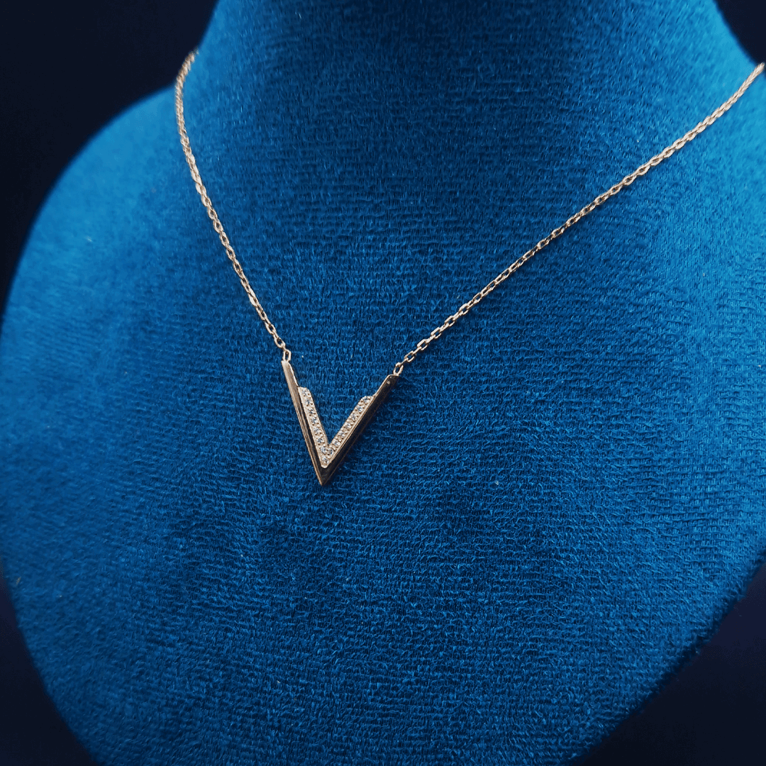 CAWNIfashion V - Chic - CAWNIfashion